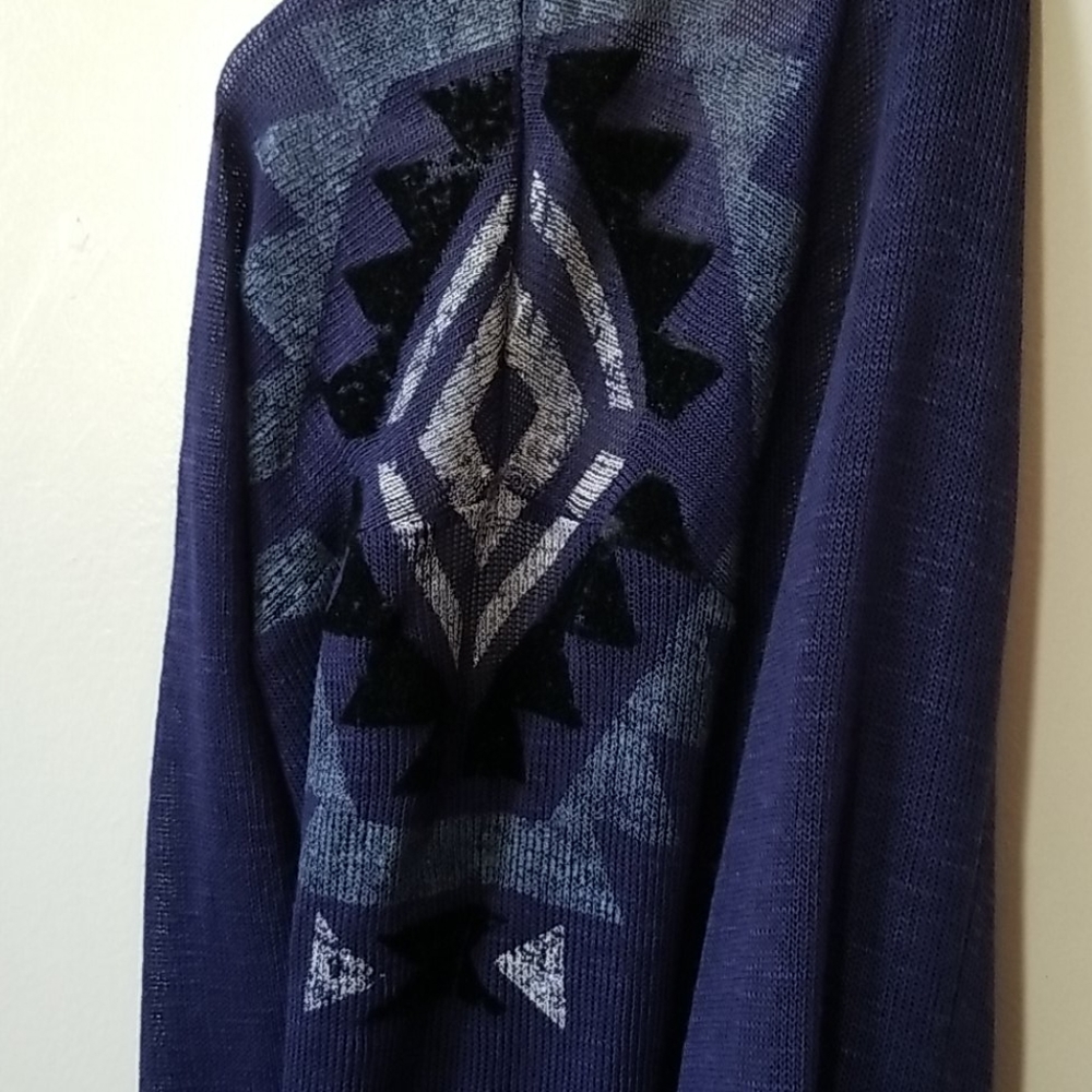 Cardigan with design - Picture 6 of 7